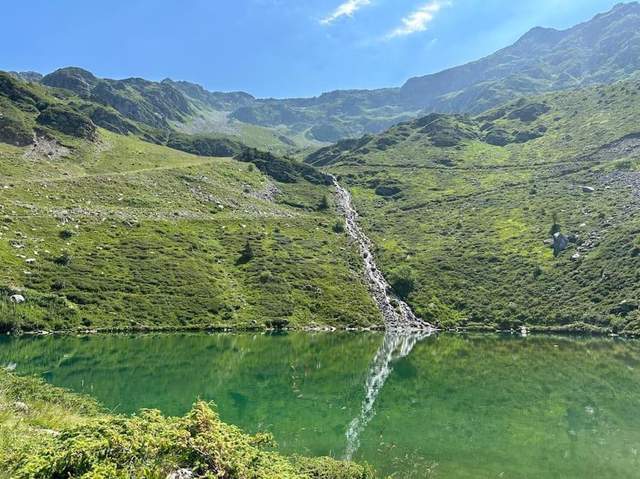 Вилла La Tour En Belledonne Theys Экстерьер фото